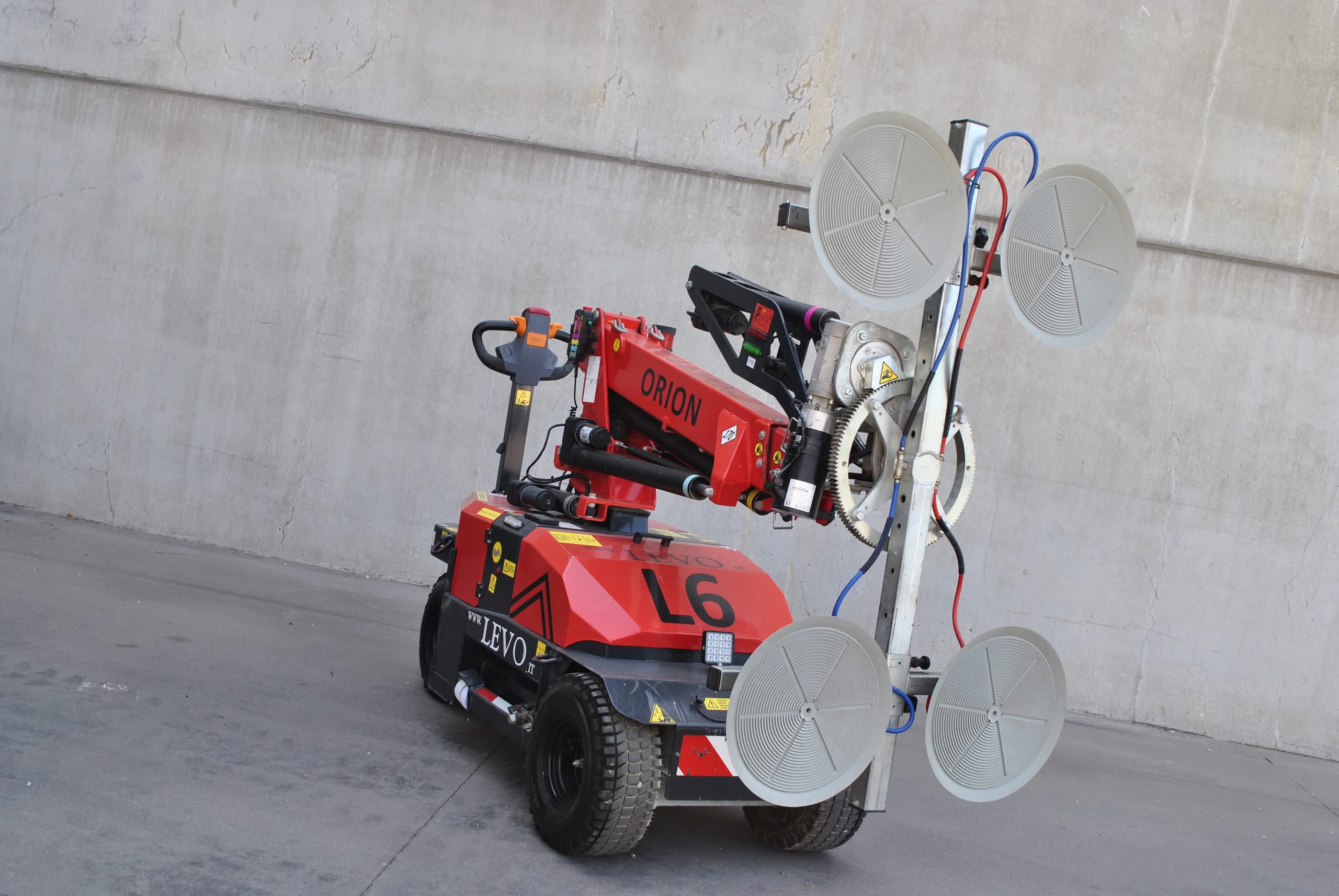 ROBOT ORION L6